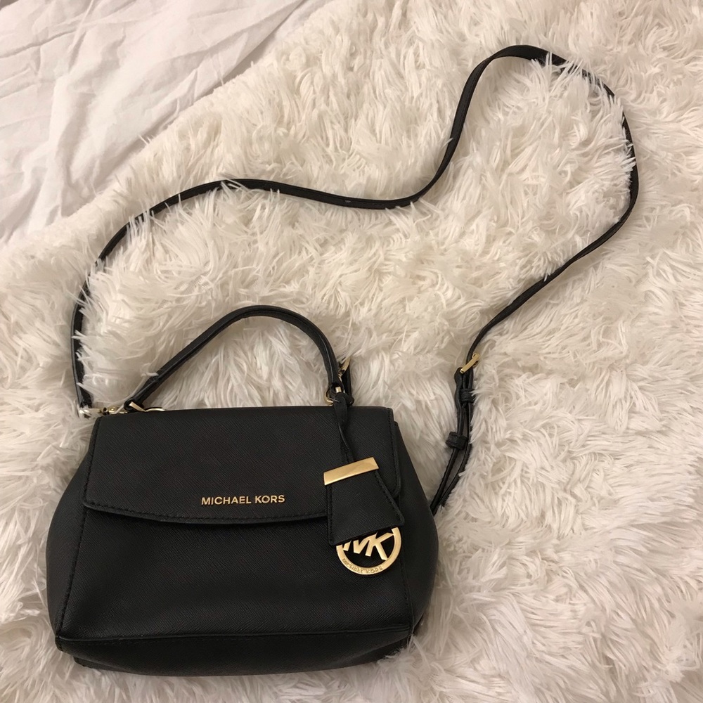 MICHAEL KORS CROSSBODY